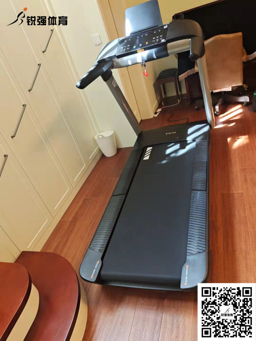 九游娱乐Nineame官方网站體育濟南省體旗艦店客戶(hù)-跑步機T6700-T3
