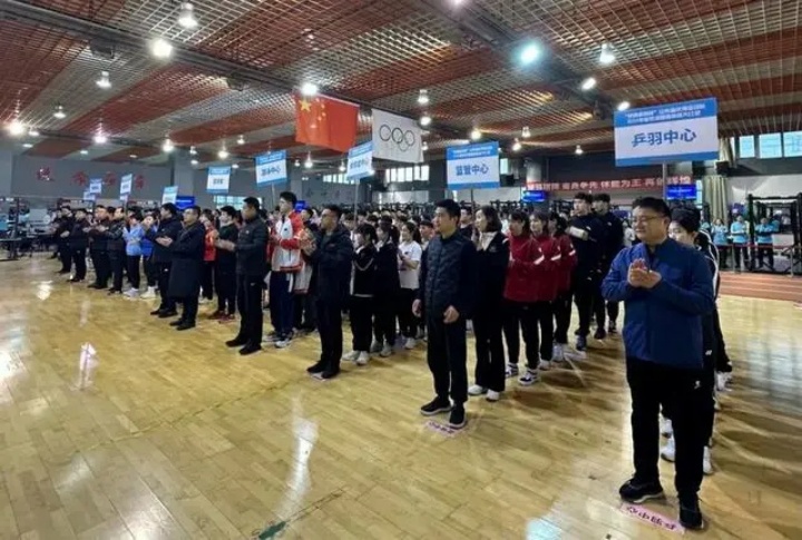 山東省優(yōu)秀運動(dòng)隊冬訓基礎體能大比武.jpg
